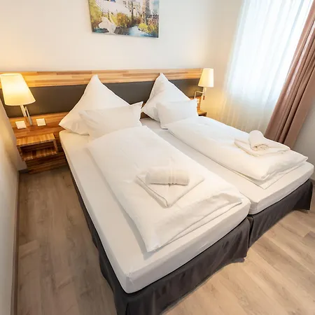 In Laisen Отель 3*