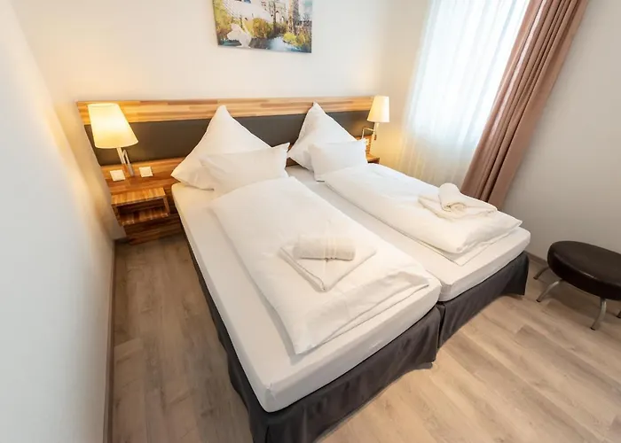 In Laisen 3* Ройтлинген