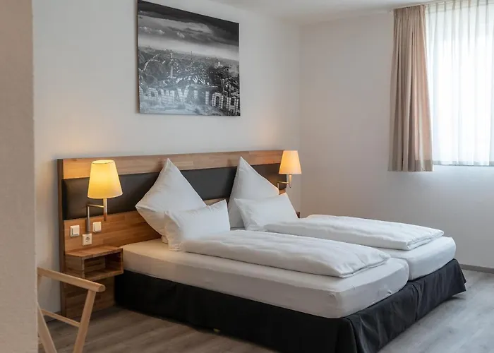 Отель In Laisen Ройтлинген